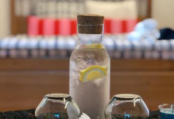 HOSTEL LOVELY ROOMS, city center, shared Bathroom, windows to corridor has Balcony rooms