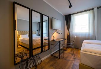 Nikii City Hotel allows 18 year olds to book a room