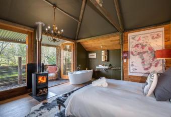 De Cango Farm has Balcony rooms