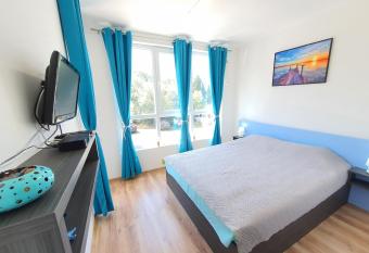 Apartment Paradise Neptun - 5min to the Beach has Balcony rooms