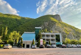 Hotel Ballkan Elbasan has Smoking/Balcony rooms