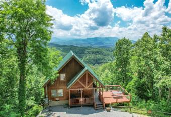 Peaks of Blue with Hot Tub and Theater Room has Balcony rooms