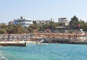 Vitamin Sea in Ksamil has Balcony rooms