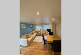 Entire 2-bedroom home by WegHomes allows 18 year olds to book a room