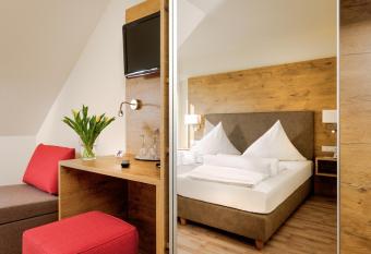 Hotel Mythos has Balcony rooms