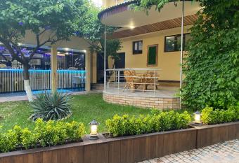 Elkoaparthotel has Balcony rooms