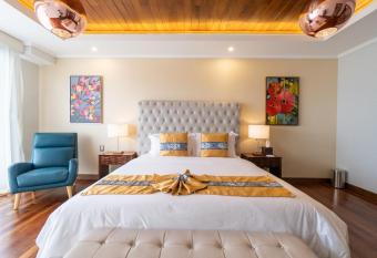 Hotel Vista Quince has Balcony rooms