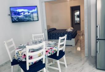 The Cove 1.3km from beach allows 18 year olds to book a room