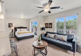 Contemporary Solar Powered Studio near Old Town! has Balcony rooms