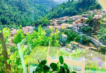 Casa Bacli  - Il Sole has Balcony rooms