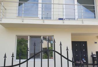 Casa Margareta has Balcony rooms