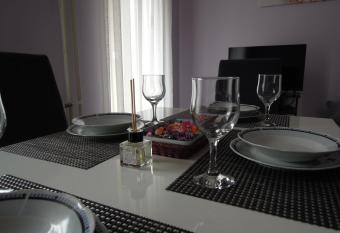 Classic Apartment allows 18 year olds to book a room