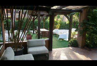 House Santa Margherita di Pula allows 18 year olds to book a room