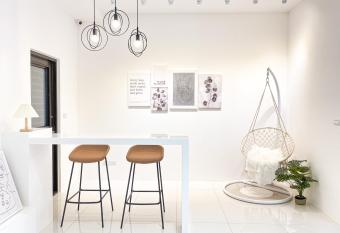 Youran B&B has Balcony rooms