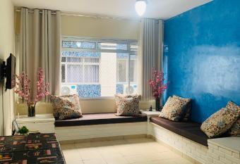 Apartamento Guaruj   - enseada allows 18 year olds to book a room