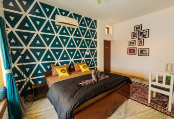 The Hosteller Jodhpur allows 18 year olds to book a room