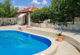 Vila Trska has Balcony rooms