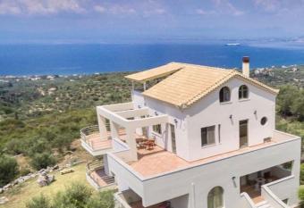 Ventana has Balcony rooms