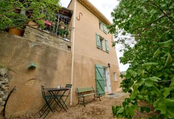 L Olivier Fleurie Barjols has Balcony rooms