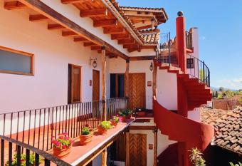 Posada la Manzanilla has Balcony rooms