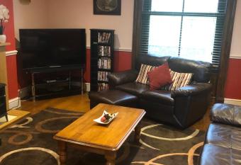 Bank Quay, Caernarfon allows 18 year olds to book a room