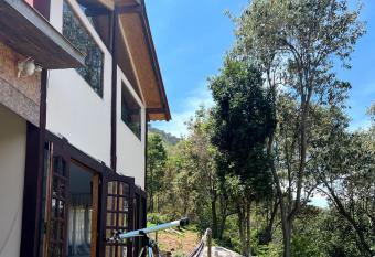 Chal   pedra da   ndia has Balcony rooms