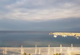 KORONI MARE -Sea view apartment/                                                         has Balcony rooms