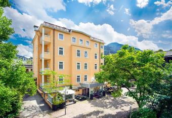 Galerie Hotel has Balcony rooms