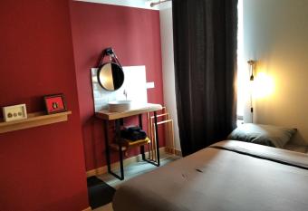 C  t   Nuit has Balcony rooms