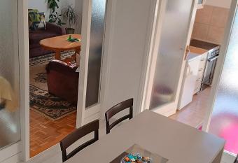 Opremljen stan na Alipa  in Polju allows 18 year olds to book a room