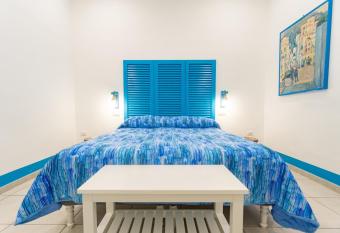 Bi   b&b has Balcony rooms