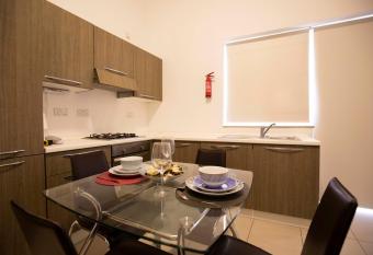 Sliema Strand 5 has Balcony rooms