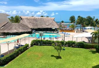 Ocean view Aquamarina has Balcony rooms