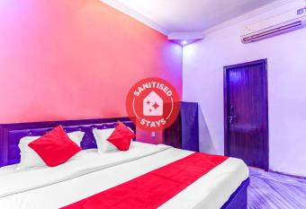 OYO Flagship Royal Residency allows 18 year olds to book a room