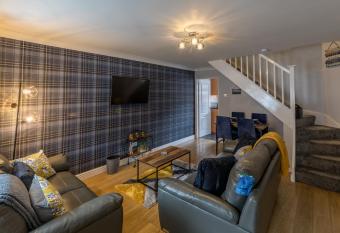 Number Four has Balcony rooms