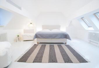 U Zlat   hv  zdy apatm  n Karel IV has rooms with a private hot tub