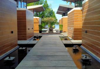 Lago Leisure Resort & Spa has Balcony rooms