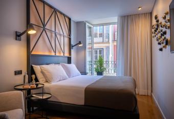 Ferraria XVI FLH Hotels Lisboa has Balcony rooms