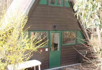 Chalet 150 has Balcony rooms