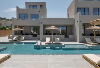 Casa Nostos has Balcony rooms