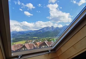 apartament Pod Blach  wk   52, Ko  cielisko allows 18 year olds to book a room