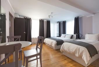 Casa Ris has Balcony rooms