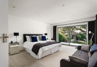 Boswenna allows 18 year olds to book a room