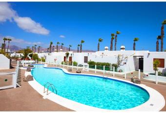 Puerto Chico Y has Balcony rooms