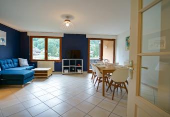 Le Bleu du Lac - 150m from the lake - terrace & parking in Sevrier has Balcony rooms