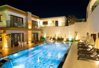 Milenyum Residence has Smoking/Balcony rooms