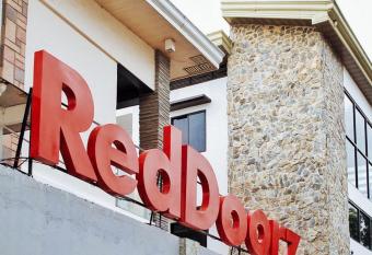 RedDoorz Hostel @ St. Paul Village LapuLapu allows 18 year olds to book a room