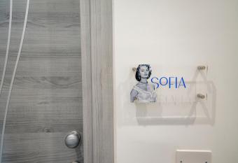 LA DOLCE VITA ROOMS has Balcony rooms