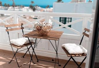 Casa Rosalia Puerto del Carmen has Balcony rooms