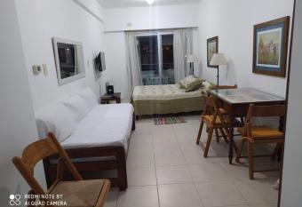 Apart Dean Funes has Balcony rooms